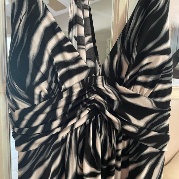 Epilogue Halter Max dress. - Picture 2 of 5